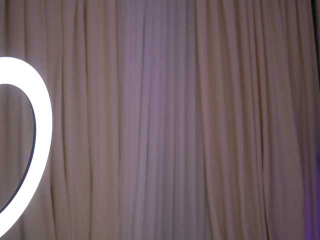 JoyMuse live cam on BongaCams