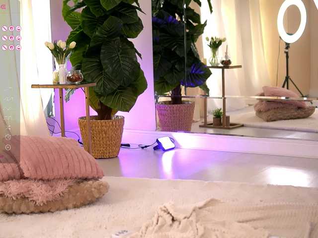 JoyMuse live cam on BongaCams