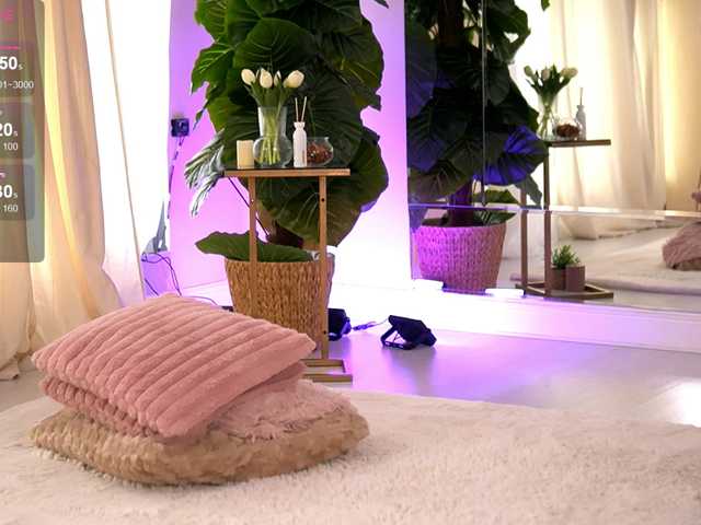 JoyMuse live cam on BongaCams
