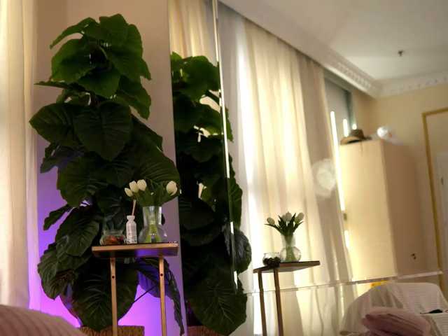 JoyMuse live cam on BongaCams