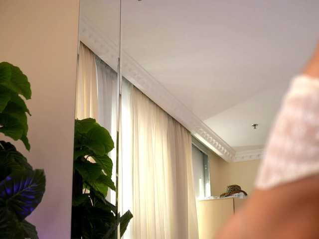 JoyMuse live cam on BongaCams