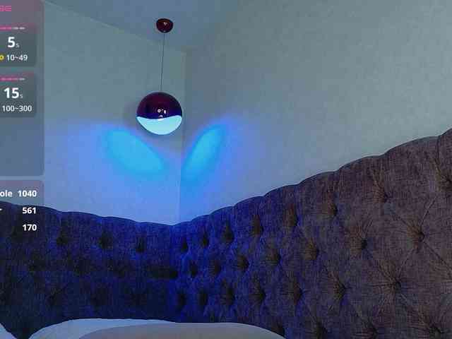 LinaLust webcam