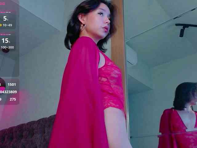 LinaLust webcam