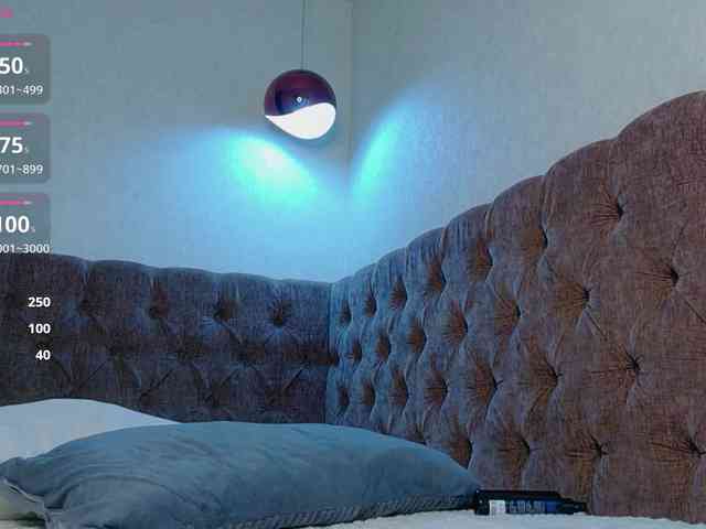 LinaLust webcam
