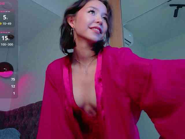 Model: LinaLust
