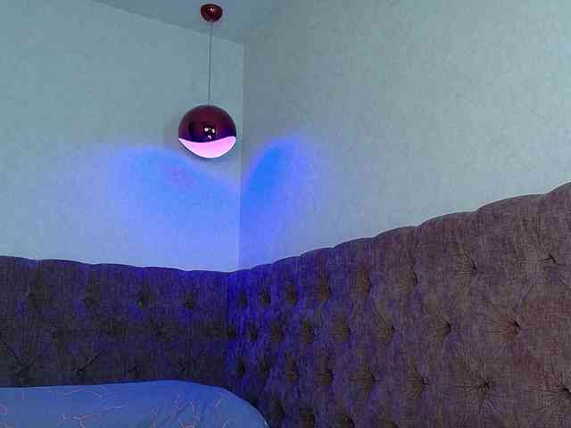 LinaLust webcam