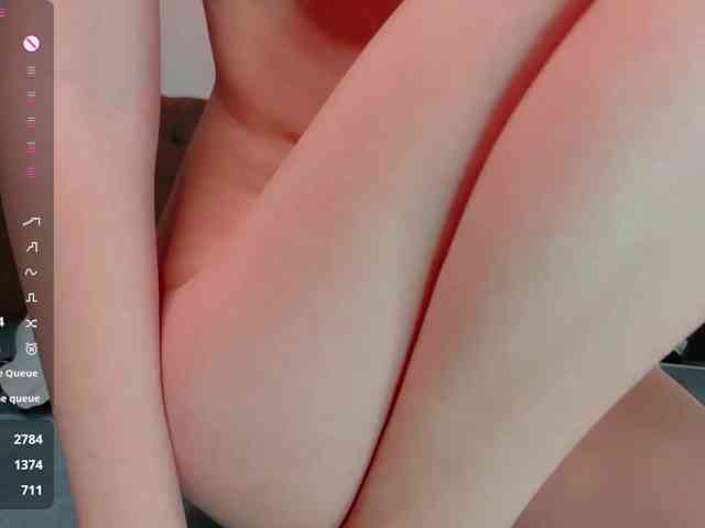 LinaLust webcam