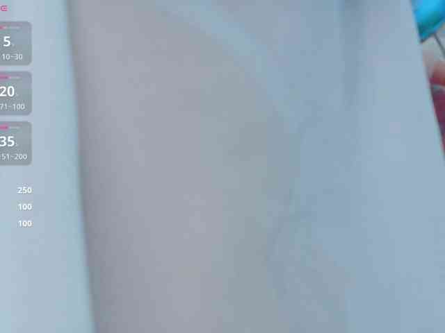 LinaLust webcam