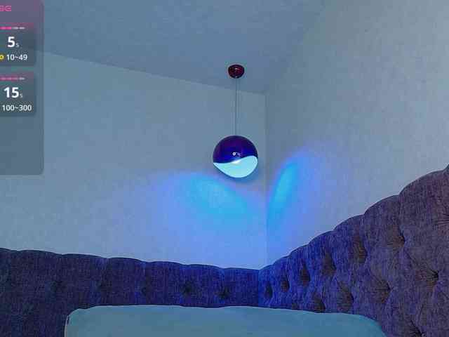 LinaLust webcam