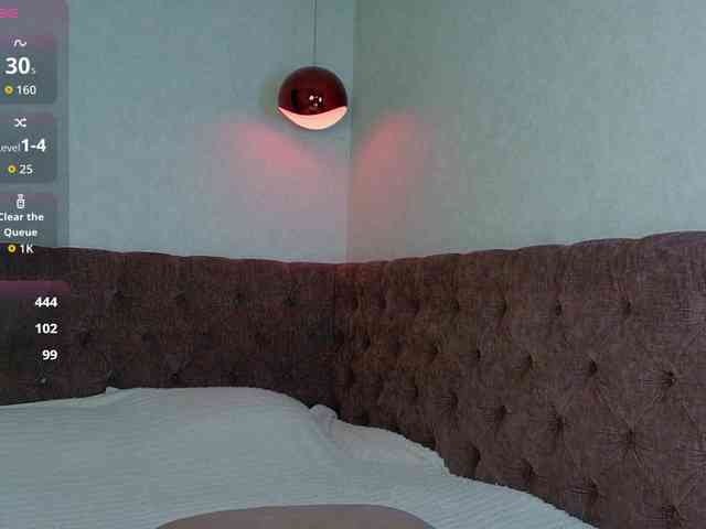 LinaLust webcam