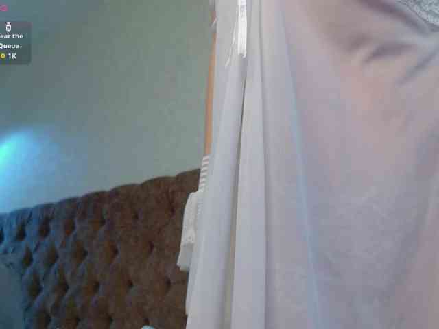 LinaLust webcam