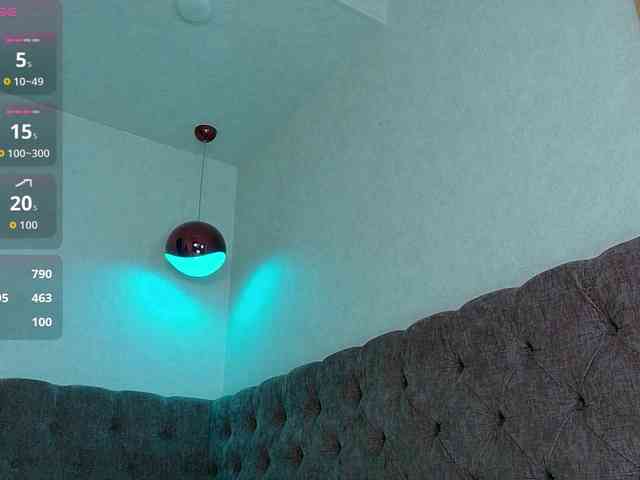 LinaLust webcam