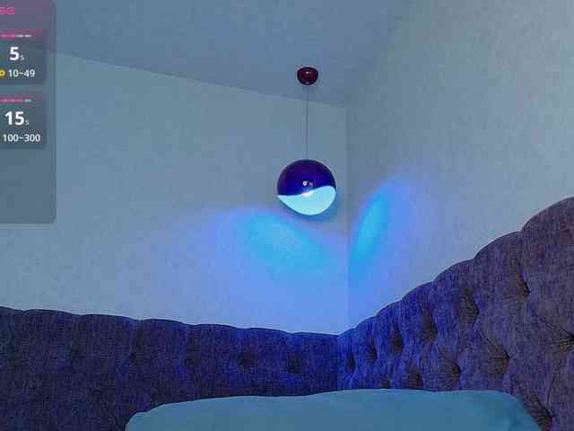 LinaLust webcam