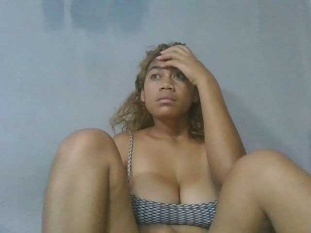 Estela live cam on BongaCams