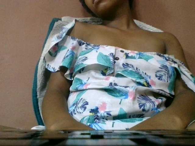 Estela live cam on BongaCams