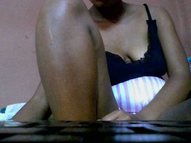 Estela live cam on UnifiedCams