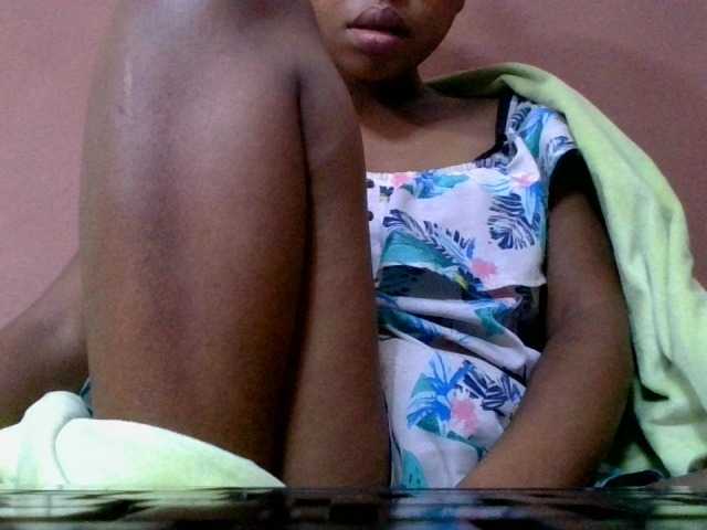 Estela live webcam show