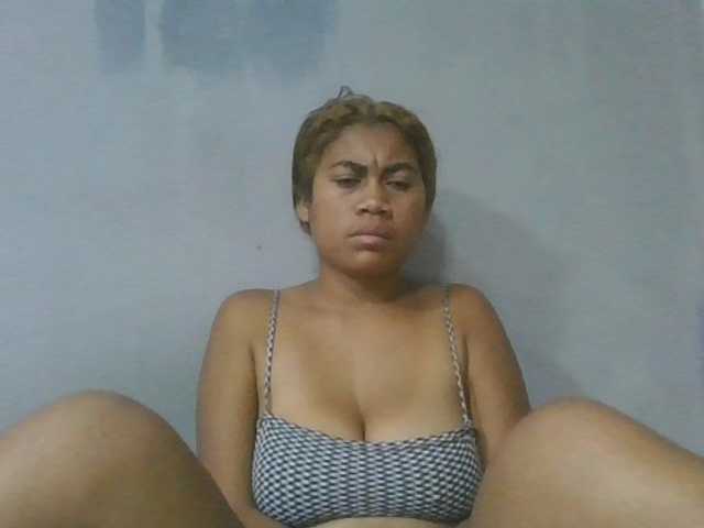 Estela live cam on BongaCams