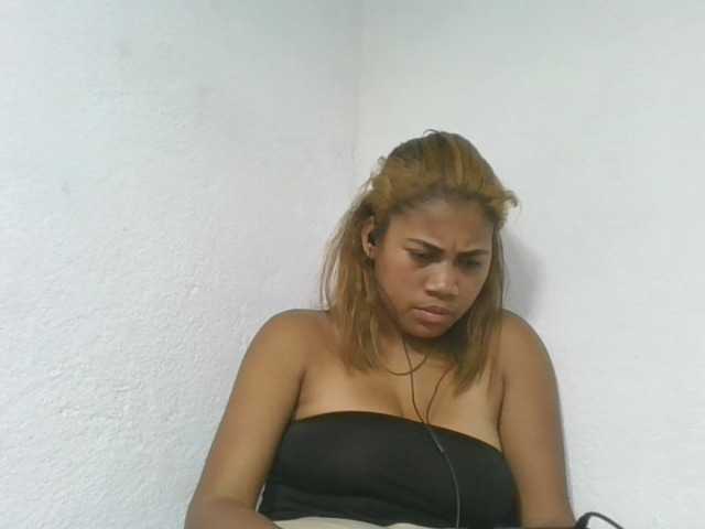 Estela live cam on BongaCams