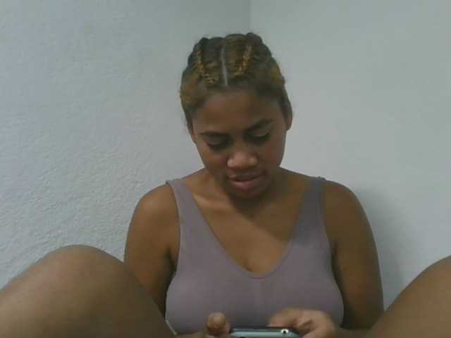 Estela live cam