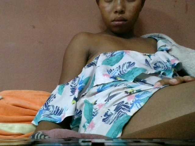 Estela live cam on BongaCams
