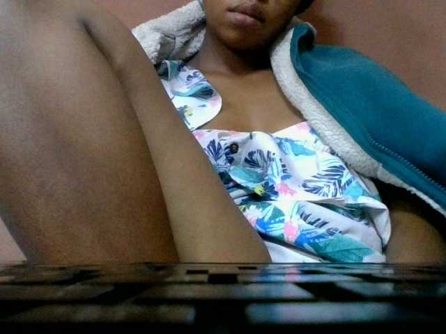Estela live cam on BongaCams