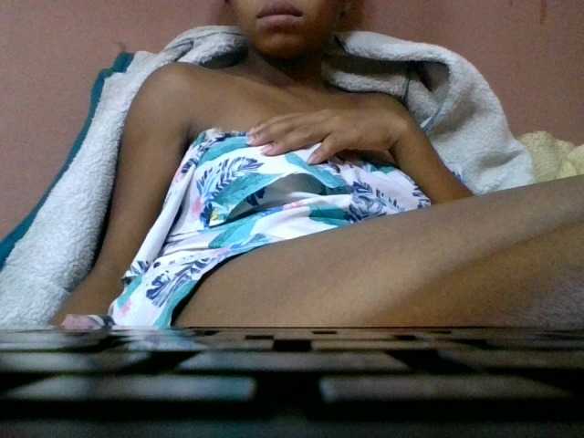 Estela live cam on BongaCams