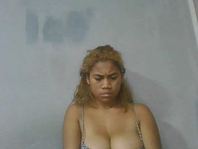 Estela live cam on BongaCams