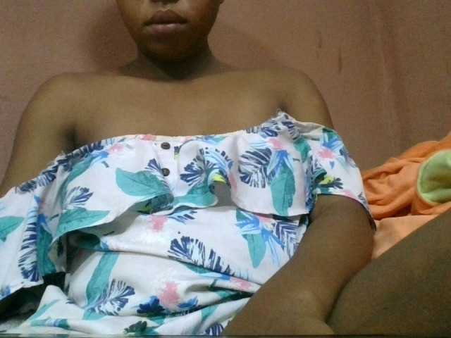Estela live cam on BongaCams