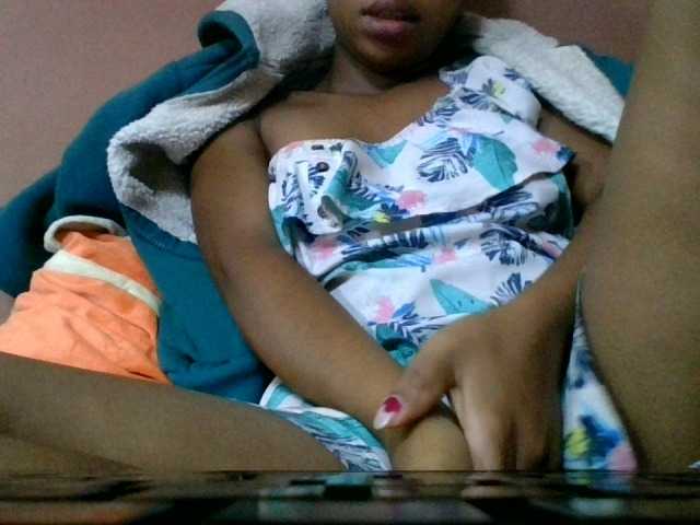 Estela live cam on BongaCams