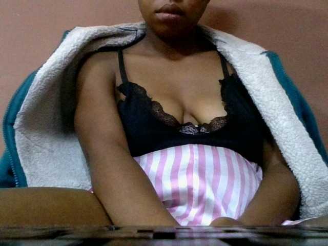 Estela live cam on BongaCams