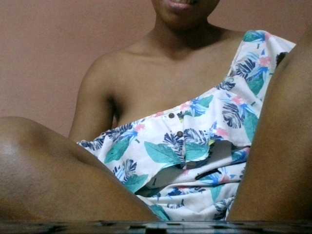 Estela live cam on BongaCams