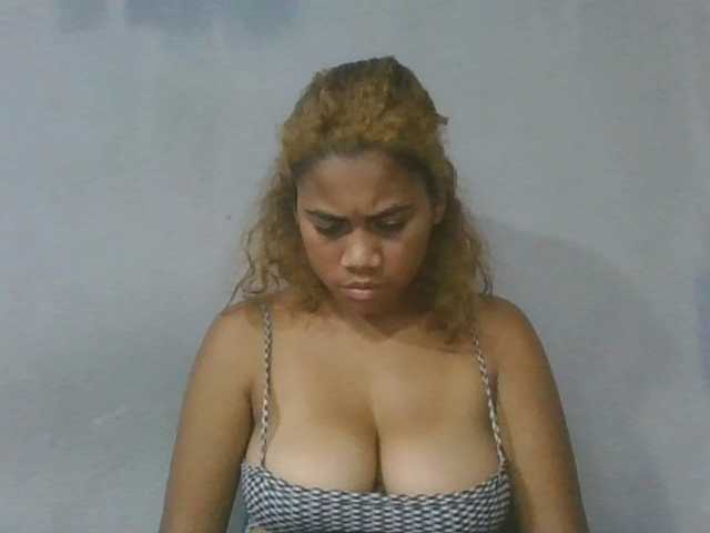 Estela live cam on BongaCams