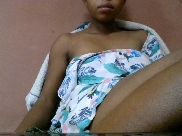Estela live cam on BongaCams
