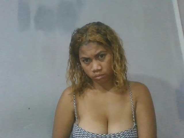 Estela live cam on BongaCams