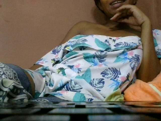 Estela live cam on BongaCams