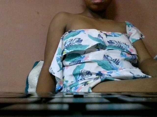 Estela live cam on BongaCams