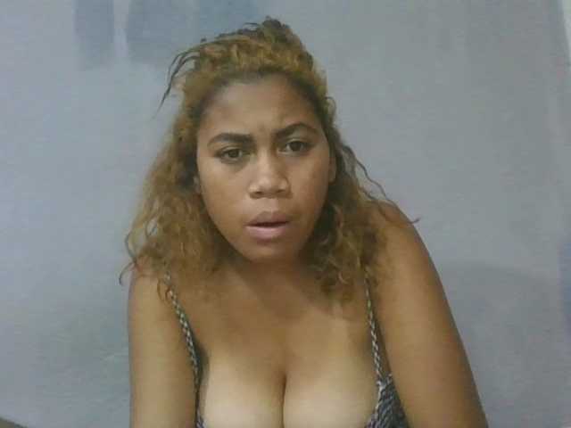 Estela live cam on BongaCams