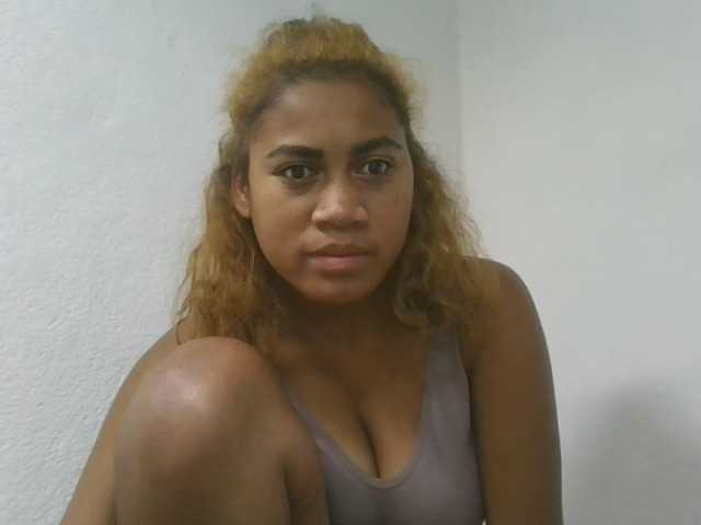 Estela live cam on BongaCams