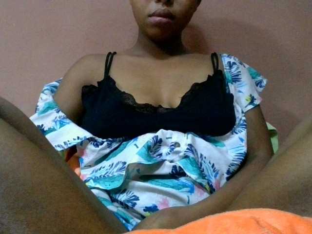 Estela live cam on BongaCams
