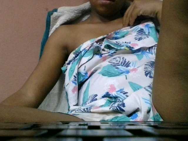 Estela live cam on BongaCams