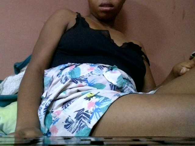 Estela live webcam show