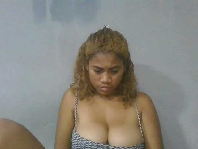 Estela live cam on BongaCams