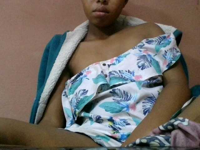 Estela live webcam show