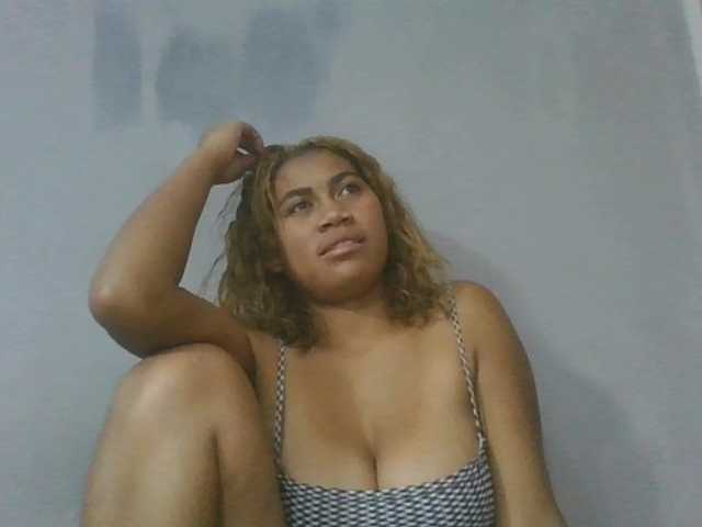 Estela live cam on BongaCams
