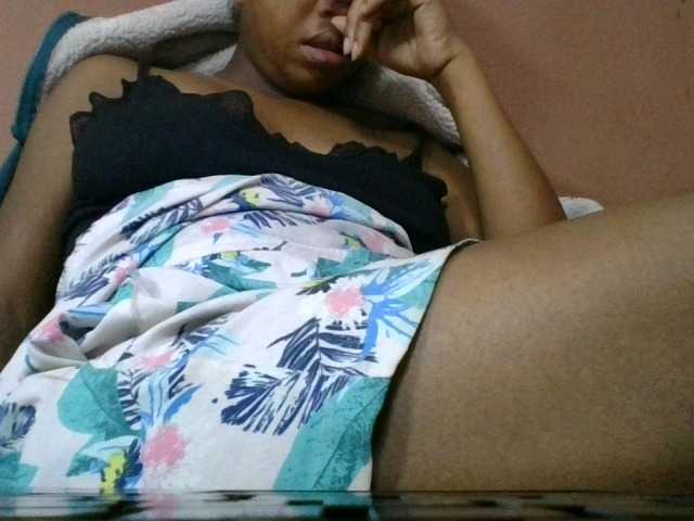 Estela live webcam show