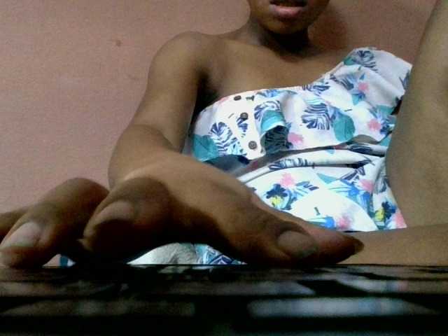 Estela live webcam show