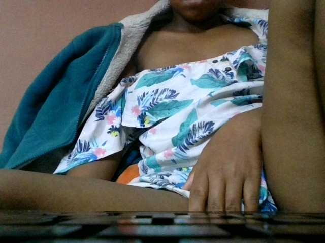 Estela live cam on BongaCams