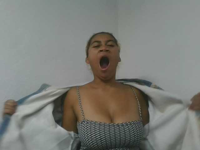 Estela live cam on BongaCams