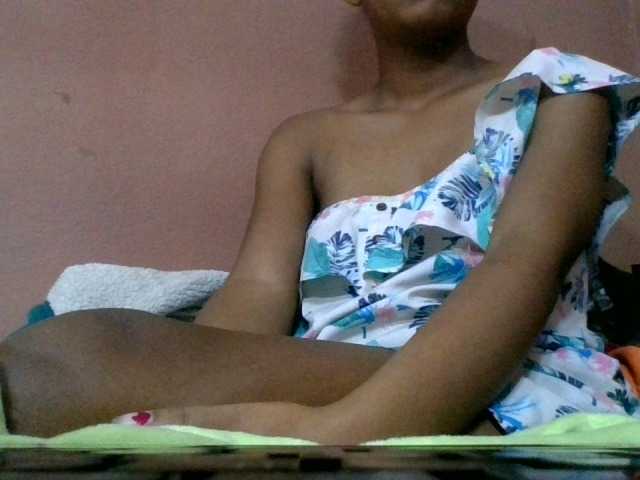 Estela live webcam show